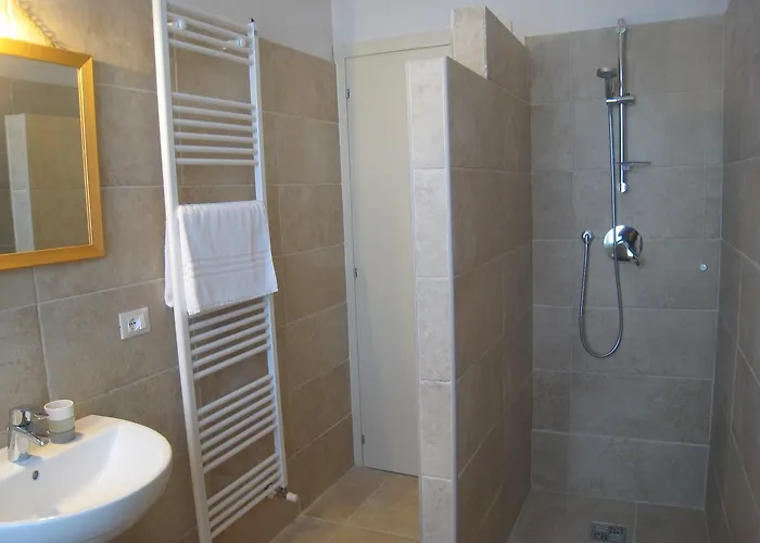 Couette-café Anima Natura Modène